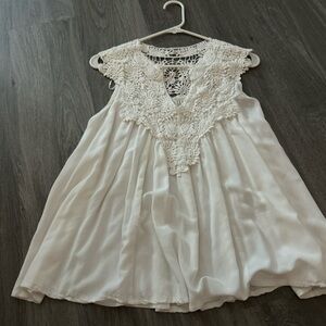 Never worn, size medium